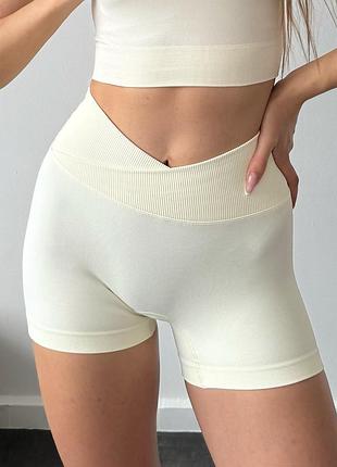 Спортивные женские короткие шорты soft sq с перекрестным поясом и эффектом push up для фитнеса, йоги, танцев бесшовные молочные s
