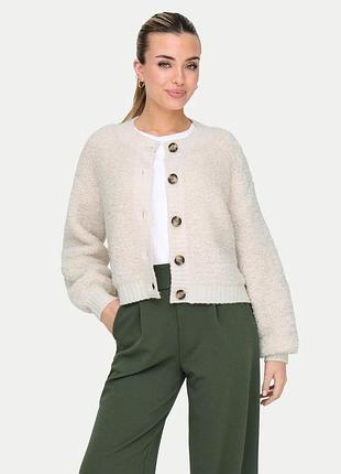 Кардиган женский oversize пушистый однотонный на пуговицах jdy молочный
