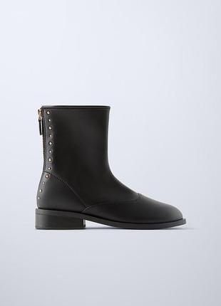 Чорні класичні черевики zara