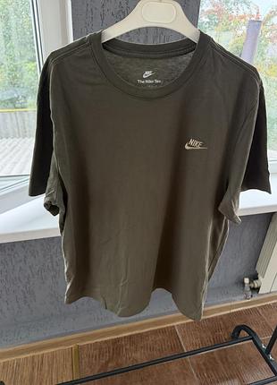 Футболка nike в гарному стані