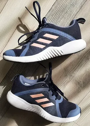 Кроссовки adidas (р.34)