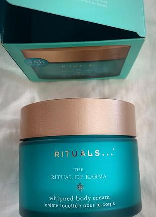 Rituals, the ritual of karma whipped body cream 48 h hydration lotus flower &amp; white tee, luxury натуральный  48-ч интенсивно увлажняющий  крем,q10