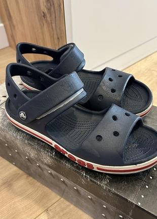 Босоніжки та сандалі для підлітків crocs j3 сині