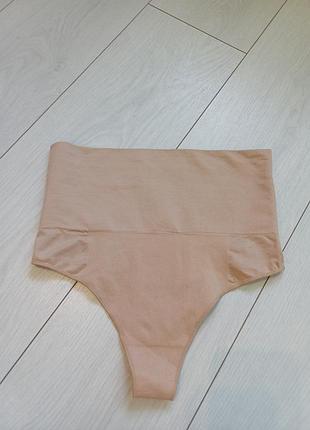 Hunkemoller-m-коригуючі трусики стрінг