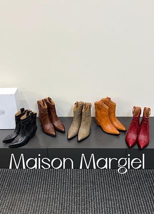 Черевики жіночі козаки maison margiel*