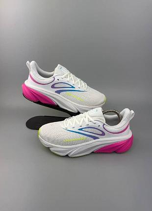 Кросівки under armour charged rogue 6 "white / vapor pink / blue"