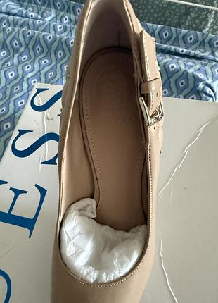 Туфлі жіночі guess