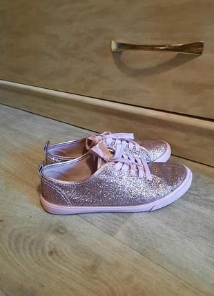 Золотистые кеды h&amp;m 22 см. стелька
