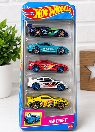 Подарунковий набір автомобілів hot wheels. набір автомобілів hot wheels.  5 шт.