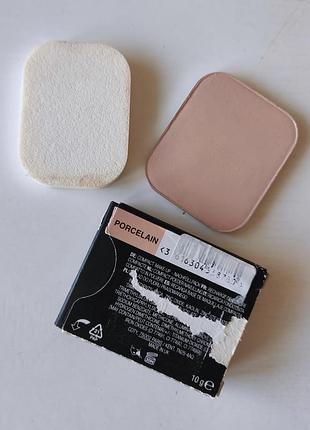 Компактна пудра max factor facefinity compact refill # 001 porcelain змінний блок нова ( пошкоджен спонжик з однієї сторони) 4
