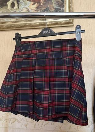 Юбка mango, xs, в клітинку  стан — ідеальний, одягалась лише 1 раз. розмір xs. без дефектів, плям чи слідів носіння.