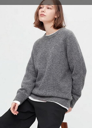 Светр оверсайз uniqlo  100% вовна