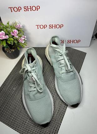 Оригінальні кросівки adidas 2