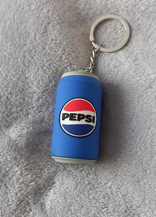 Брелок pepsi у формі банки