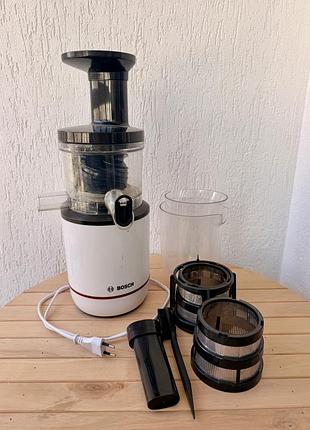 Шнекова соковижималка bosch vitaextract mesm500w + насадки