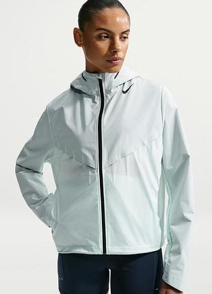 Жіноча вітровка nike aeroswift aerogami storm-fit women’s running jacket fz3396-394 розмір: s