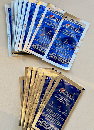 Отбеливающие полоски crest 1/2 упаковки age renew ( supreme bright ) whitestrips 10 упаковок, 20 полосок