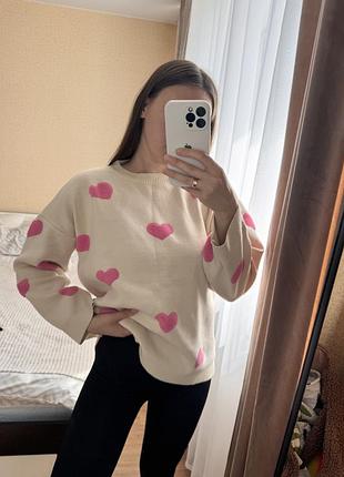 Светр жіночий з сердечками оверсайз