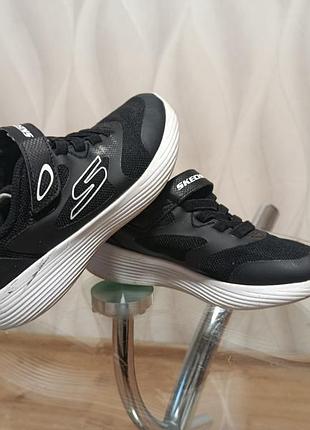 Кроссовки skechers dynamatic 2