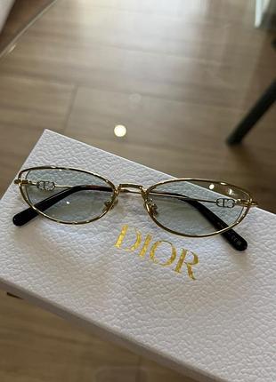 Нові окуляри dior нова модель голуба лінза