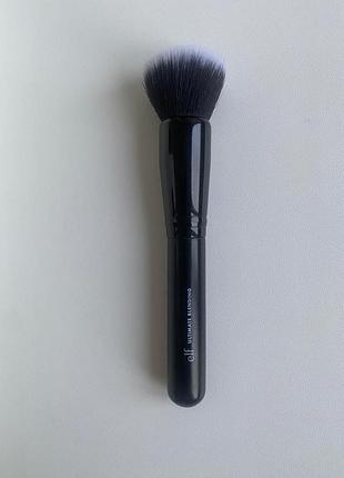 Продам оригінальний пензлик для макіяжу elf ultimate blending.