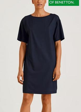Красивое темное синее трикотажное платье с атласными рукавами,benetton