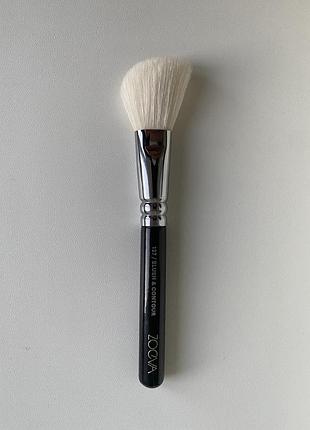 Продам оригінальний пензлик для макіяжу zoeva 127 blush & contour