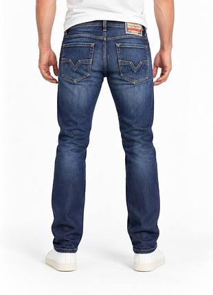 Чоловічі джинси diesel industry темно-сині regular straight fit