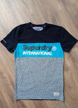 Брендова футболка superdry.