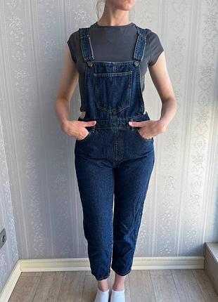 Женский джинсовый комбинезон stradivarius denim тёмно-синий синий размер 40