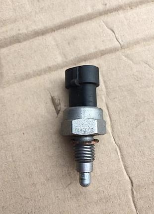 9185908 gm original датчик заднего хода opel astra combo corsa meriva f17 f13 m20 m32