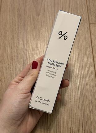 Dr.ceuracle hyal reyouth moist sun spf 50+ / pa++++ об'ємом 50 мл