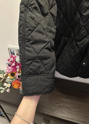 Чорний утеплений оверсайз бомбер h&m 5
