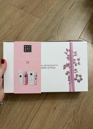 Подарунковий набір rituals the ritual of sakura small gift set (size s).