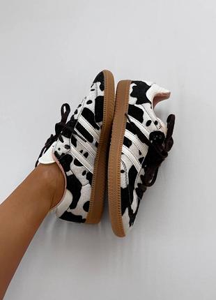 Adidas samba og “cow print”