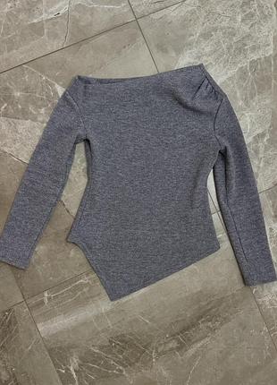 Светр жіночий zara на одне плече, сірий