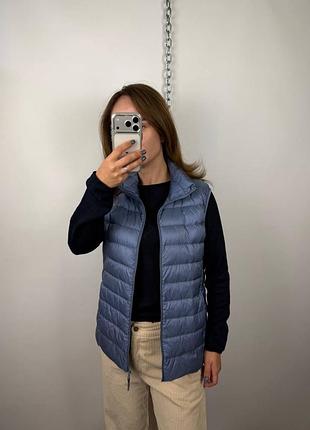 Uniqlo down vest жіноча мікропухова жилетка