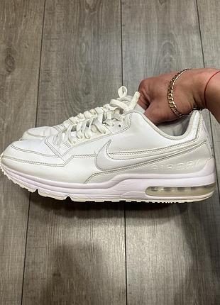 Nike air max чоловічі кросівки білого кольору