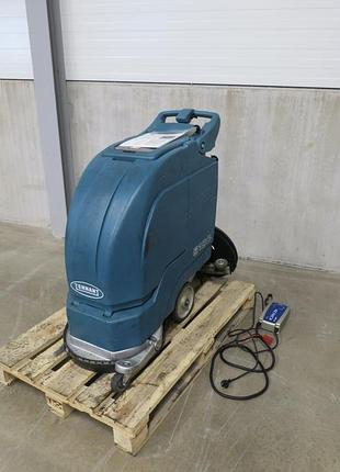 Підлогомийна машина tennant 5100
