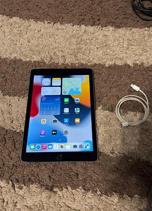 Планшет ipad air 2 64gb  lte