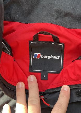 Вітрівка  berghaus 4