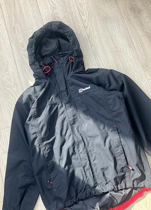 Вітрівка  berghaus 3