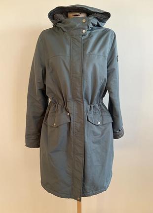 Regatta жіноча тепла куртка парка р.42/xl. подовжена, тепла, з капюшоном, флісовою підкладкою, кишенями та куліскою на талії. стан дуже хороший.