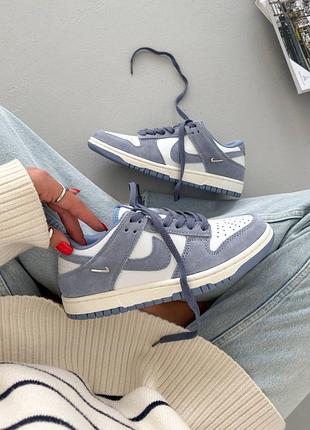 Dunk low premium "world indigo mini swoosh"
