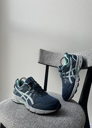 Тренінгові трейлові осінні кросівки кеди взуття asics