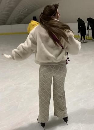 Еко шуба біла zara 3