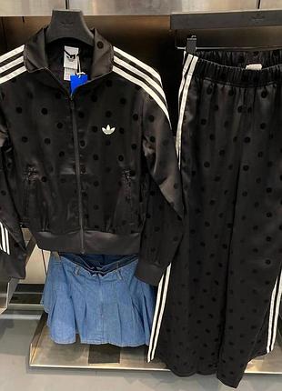 Спортивный костюм adidas