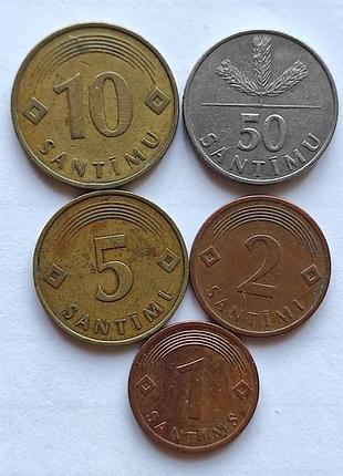 Комплект монет латвии 5 штуки.