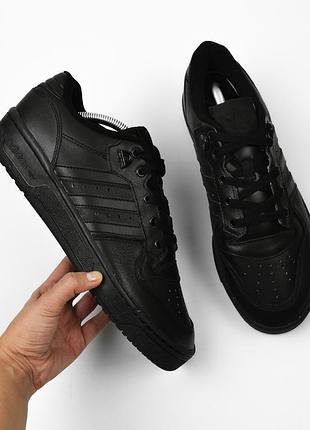 Брендові оригінальні чорні шкіряні кросівки nike rivalry low 27 см