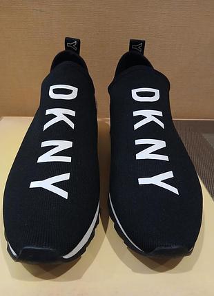 Жіночі кросівки  dkny. 2